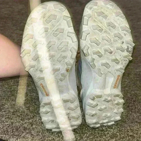 Women’s Adidas Terrex Swift R3 GTX Beige - Picture 2 of 5